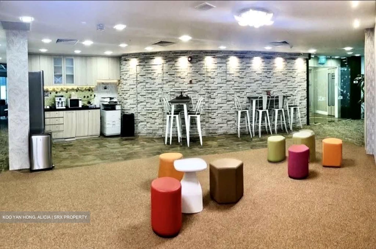 The Octagon (D1), Office #537978521